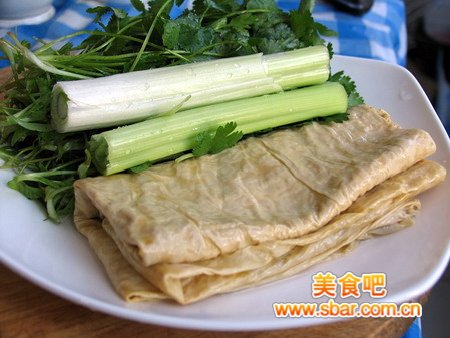 寻常居家菜 拌鲜豆腐皮